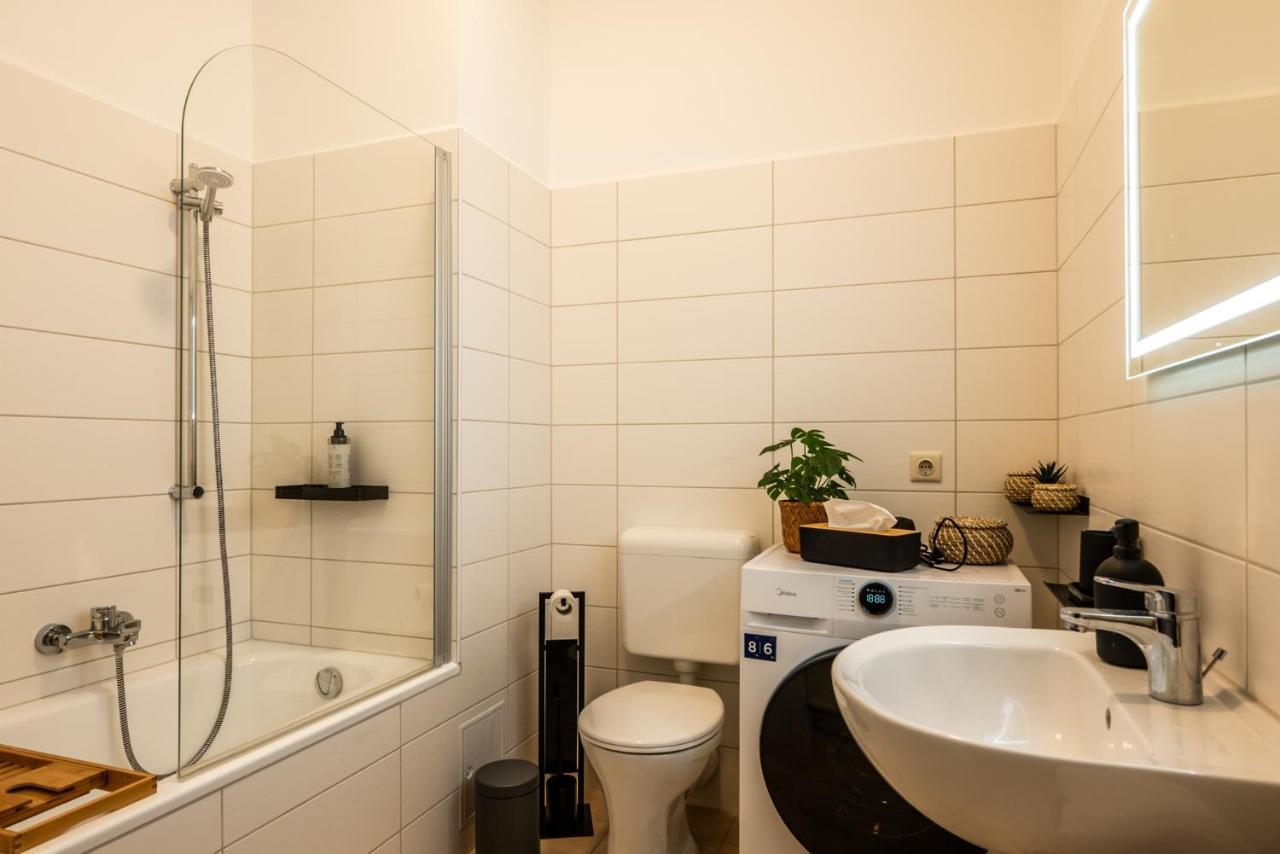 Maremar: Family-Friendly Apartment with Central Location and Playroom Gera Exterior photo